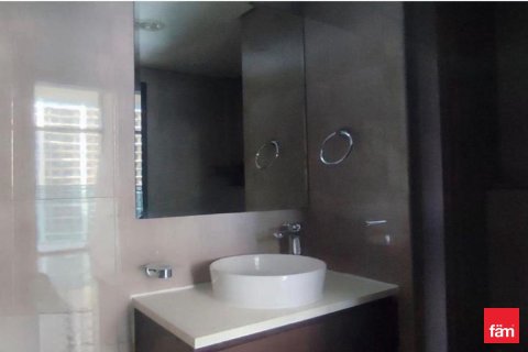 Apartment in Business Bay, Dubai 2 bedrooms, 82.8 sq.m. № 110903 - photo 2