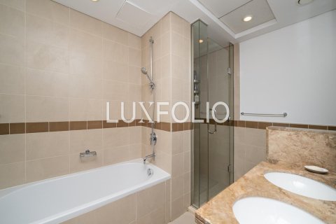 Apartamento en 29 Burj Boulevard, Downtown Dubai (Downtown Burj Dubai), Dubai, 1 dormitorio, 78 m², № 46442 - foto 13
