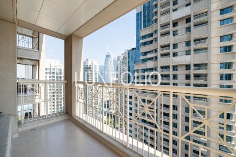 Apartamento en 29 Burj Boulevard, Downtown Dubai (Downtown Burj Dubai), Dubai, 1 dormitorio, 78 m², № 46442 - foto 2