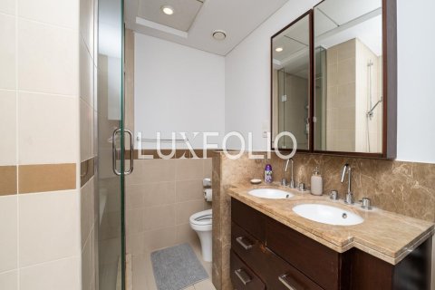 Apartamento en 29 Burj Boulevard, Downtown Dubai (Downtown Burj Dubai), Dubai, 1 dormitorio, 78 m², № 46442 - foto 14