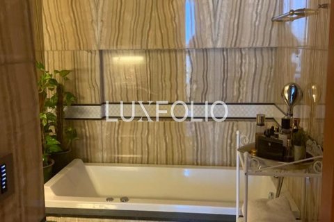 Apartment in Downtown Dubai (Downtown Burj Dubai), Dubai 1 bedroom, 109 sq.m. № 46440 - photo 11