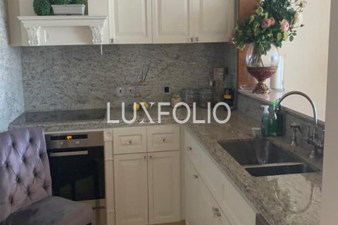 Apartment in Downtown Dubai (Downtown Burj Dubai), Dubai 1 bedroom, 109 sq.m. № 46440 - photo 9