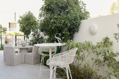 Maison de ville à Al Barari, Dubai, 4 chambres, 180 m², № 71396 - photo 8