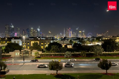 Apartment in Umm Suqeim, Dubai 1 bedroom, 69.5 sq.m. № 95422 - photo 17