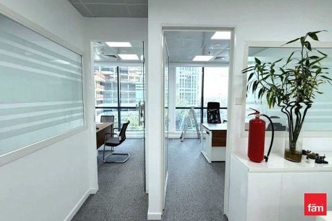 Снять в аренду офис в Дубае: 218.7м², № 95420 - фото 12