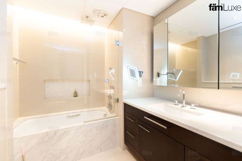 Appartement à Downtown Dubai (Downtown Burj Dubai), Dubai, 2 chambres, 157.9 m², № 108973 - photo 4