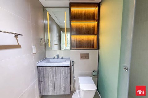 Apartment in Business Bay, Dubai 2 bedrooms, 108.8 sq.m. № 108972 - photo 11