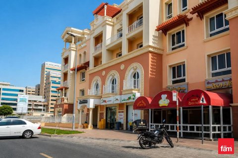 Shop in Dubai 139.9 sq.m. № 108971 - photo 2