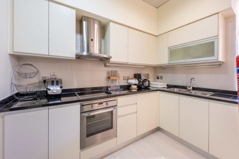 Appartement à Palm Jumeirah, Dubai, 1 chambre, 175 m², № 96939 - photo 2