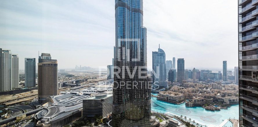 Apartment in The Address Residences Dubai Opera, Downtown Dubai (Downtown Burj Dubai), Dubai 2 bedrooms, 112.23 sq.m. № 138393
