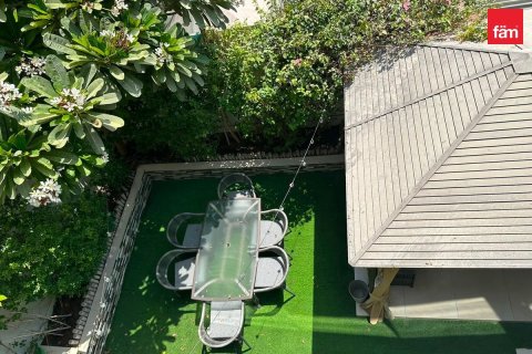 Townhouse in Dubai 3 bedrooms, 180 sq.m. № 118351 - photo 10