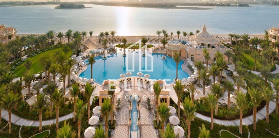 Penthouse in Palm Jumeirah, Dubai 7 bedrooms, 7219 sq.m. № 121516