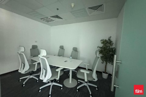 Снять в аренду офис в Бизнес-Бэе, Дубай: 115.2м², № 77638 - фото 4