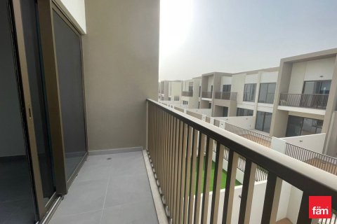Adosado en Dubai, 3 dormitorios, 166.2 m², № 77640 - foto 1