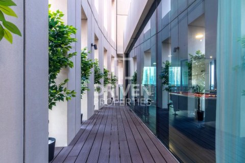 Penthouse in Burj Vista, Downtown Dubai (Downtown Burj Dubai), Dubai 5 bedrooms, 643.07 sq.m. № 125132 - photo 15
