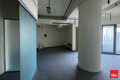 Снять в аренду офис в Бизнес-Бэе, Дубай: 114м², № 77943 - фото 4