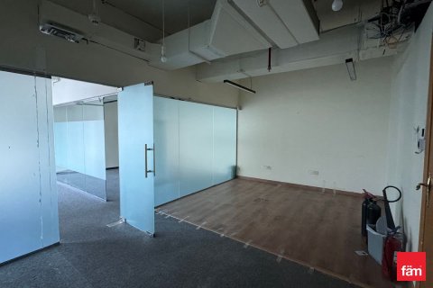 Снять в аренду офис в Бизнес-Бэе, Дубай: 114м², № 77943 - фото 2