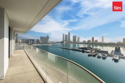 Apartamento en Dubai Harbour, Dubai, 2 dormitorios, 111 m², № 77944 - foto 1