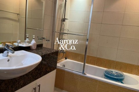 Apartment in Marina Diamond 6, Dubai Marina, Dubai 2 bedrooms, 101 sq.m. № 138137 - photo 14