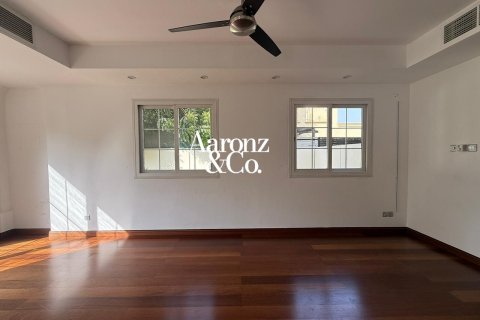 Villa en The Springs, Dubai, 2 dormitorios, 264 m², № 138136 - foto 5