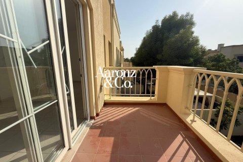 Villa en The Springs, Dubai, 2 dormitorios, 264 m², № 138136 - foto 17