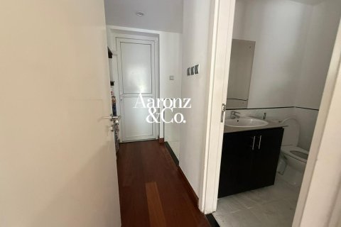 Villa en The Springs, Dubai, 2 dormitorios, 264 m², № 138136 - foto 13