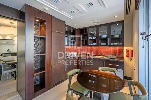 Apartment in Downtown Dubai (Downtown Burj Dubai), Dubai 2 bedrooms, 171.68 sq.m. № 138145 - photo 10