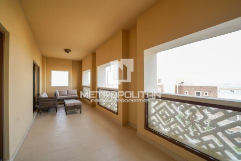 Apartment in Palm Jumeirah, Dubai 4 bedrooms, 314 sq.m. № 4242 - photo 9