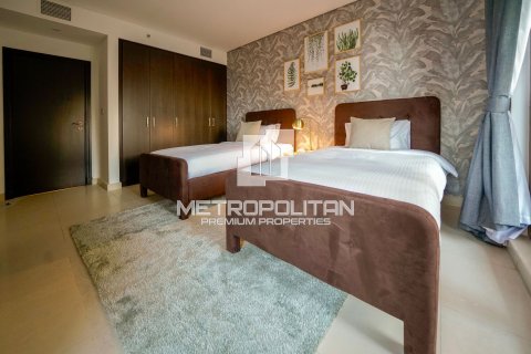 Apartment in Palm Jumeirah, Dubai 4 bedrooms, 314 sq.m. № 4242 - photo 16