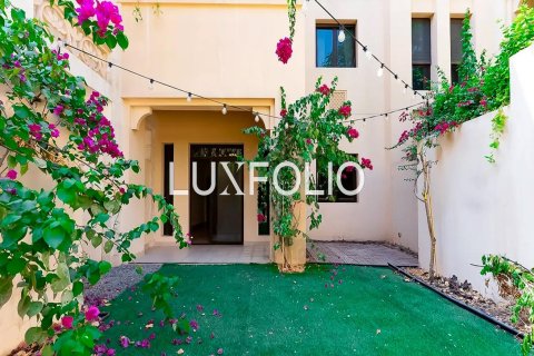 Appartement à Old Town, Dubai, 1 chambre, 87 m², № 45823 - photo 1
