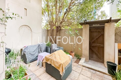 Apartamento en Old Town, Dubai, 1 dormitorio, 68 m², № 45814 - foto 1