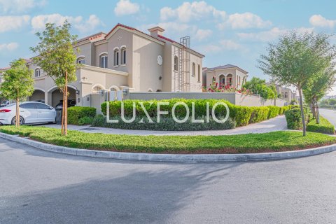 Adosado en Dubai Land, Dubai, 3 dormitorios, 374 m², № 45817 - foto 26