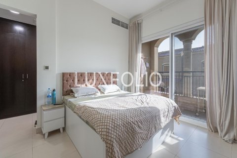 Adosado en Dubai Land, Dubai, 3 dormitorios, 374 m², № 45817 - foto 13