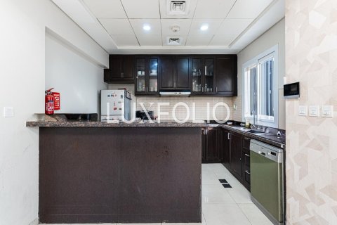 Adosado en Dubai Land, Dubai, 3 dormitorios, 374 m², № 45817 - foto 17