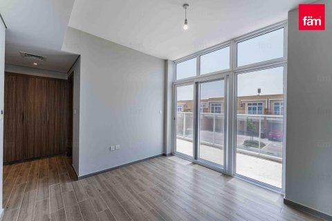 Adosado en Dubai, 3 dormitorios, 113.5 m², № 49365 - foto 13