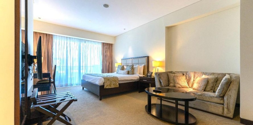 Apartment in Dubai Marina, Dubai studio, 50.2 sq.m. № 49375