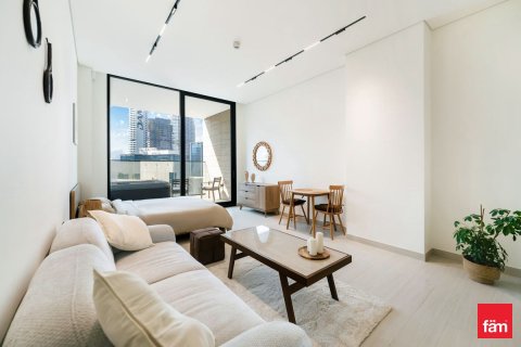 Apartment in Business Bay, Dubai 49.7 sq.m. № 49373 - photo 6