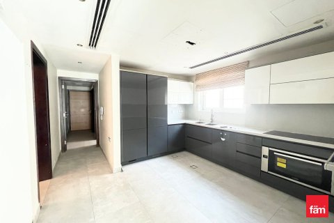 Villa in Dubai 5 bedrooms, 953.9 sq.m. № 49376 - photo 6