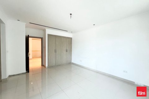 Villa in Dubai 5 bedrooms, 953.9 sq.m. № 49376 - photo 12