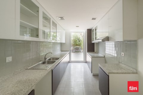 Maison de ville à Dubai, 3 chambres, 215.8 m², № 49371 - photo 8