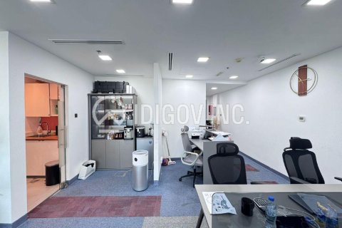 Oficina en Business Bay, Dubai, 68 m², № 84503 - foto 7