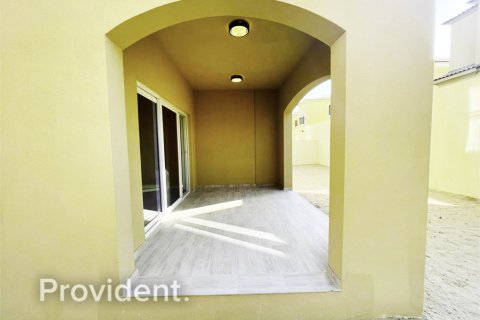 Villa in Dubai Land, Dubai 3 bedrooms, 325 sq.m. № 1832 - photo 15