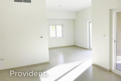 Villa in Dubai Land, Dubai 3 bedrooms, 325 sq.m. № 1832 - photo 2