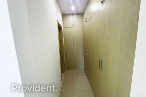 Villa in Dubai Land, Dubai 3 bedrooms, 325 sq.m. № 1832 - photo 12