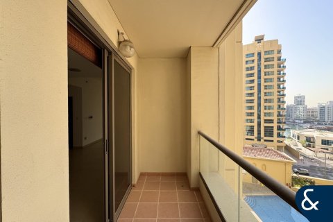 Apartment in Shams, Jumeirah Beach Residence, Dubai 3 bedrooms, 175 sq.m. № 91538 - photo 2