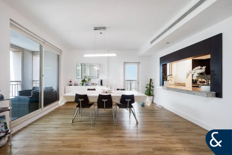 Apartamento en Greens, Dubai, 3 dormitorios, 183 m², № 91611 - foto 2