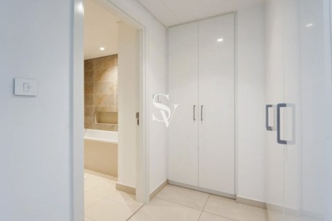 Apartment in Zabeel, Dubai 3 bedrooms, 168 sq.m. № 109023 - photo 18