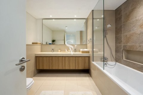 Apartment in Zabeel, Dubai 3 bedrooms, 168 sq.m. № 109023 - photo 17