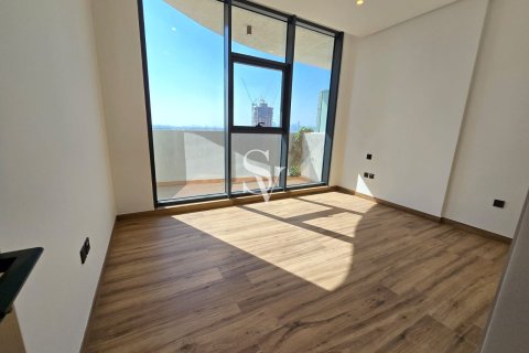 Apartment in Jumeirah Village Circle, Dubai 2 bedrooms, 115 sq.m. № 109025 - photo 5
