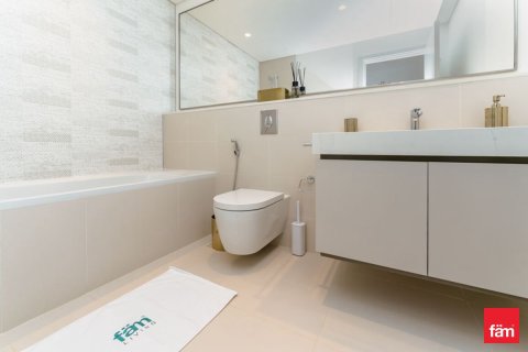 Apartment in Dubai Marina, Dubai 2 bedrooms, 106.9 sq.m. № 110790 - photo 2